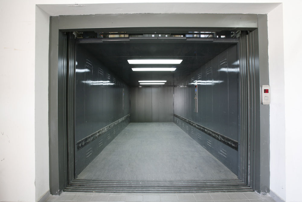 Грузовой лифт Kleemann AutoLIFT для перевозки автомобилей