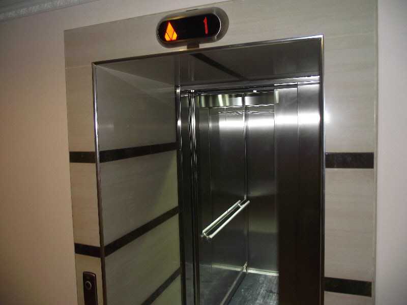 Внешний осмотр лифта